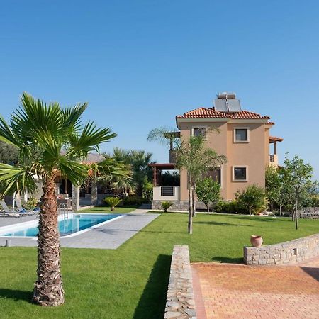 Luxurious Villa David Ano Kalesia Buitenkant foto