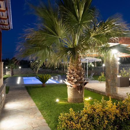 Luxurious Villa David Ano Kalesia Buitenkant foto