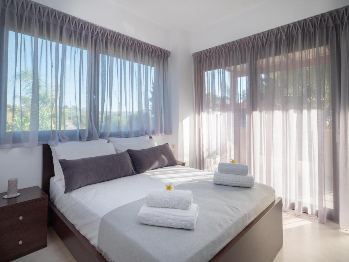 Luxurious Villa David Ano Kalesia Buitenkant foto